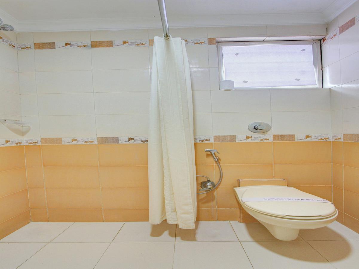 Oyo 11390 Vaibhav Residency Hotel Bangalore Exterior photo